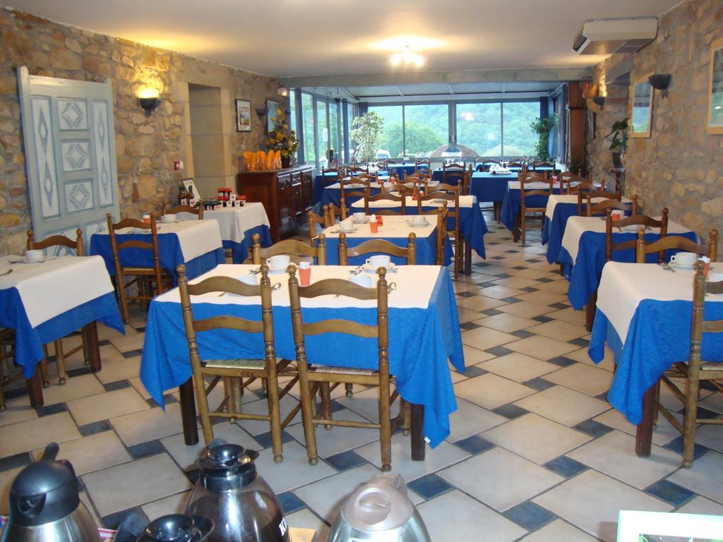 Hotel Pikassaria ساري المظهر الخارجي الصورة